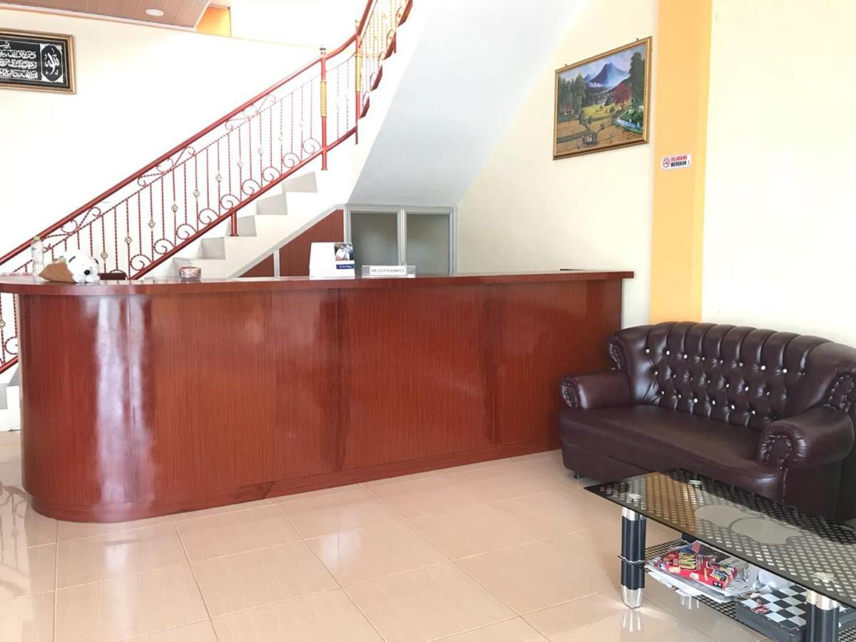 Penginapan Intan Bandara Padang  Esterno foto