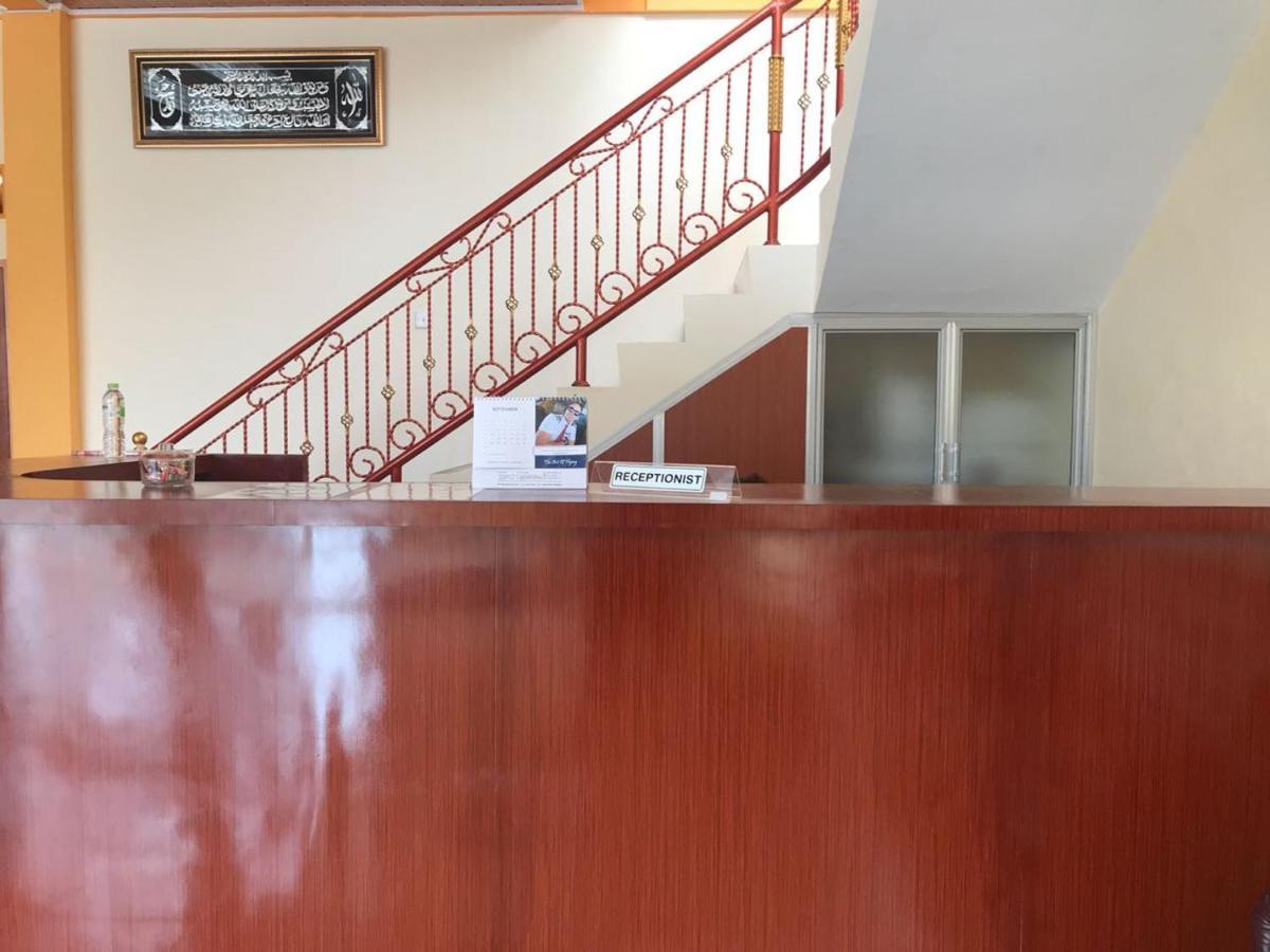 Penginapan Intan Bandara Padang  Esterno foto
