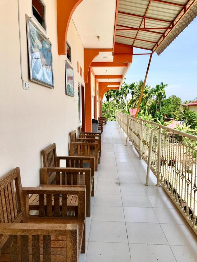Penginapan Intan Bandara Padang  Esterno foto