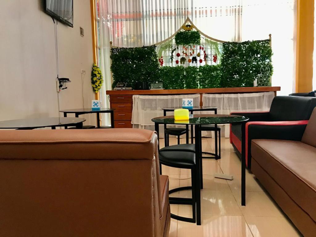 Penginapan Intan Bandara Padang  Esterno foto